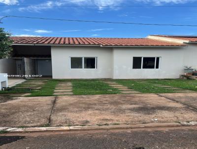Casa Usada para Venda, em V�rzea Grande, bairro Petr�polis, 2 dormit�rios, 1 banheiro, 2 vagas